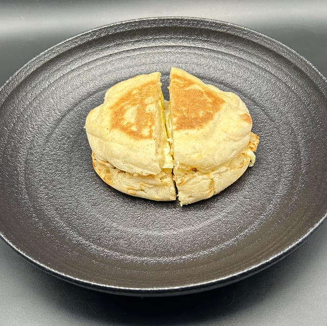 Egg / Cheese.